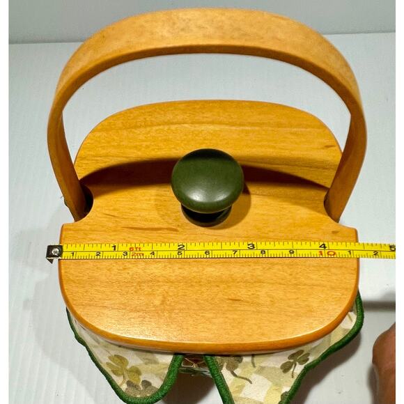 The Longaberger Basket 1999 St. Patrick's Lots of Luck Small Basket Lid Liners - Picture 10 of 10